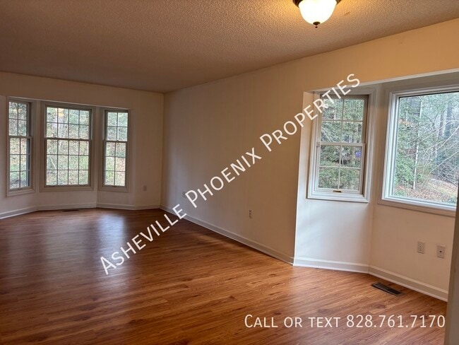 Building Photo - 22 Shackleford Dr