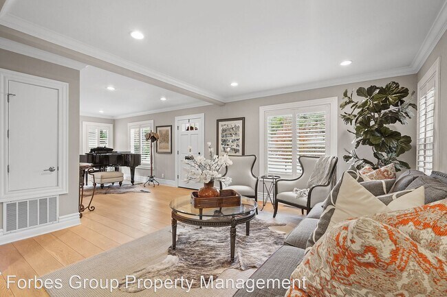 Foto del edificio - 4 br, 3 bath House - 12 Bayview Avenue