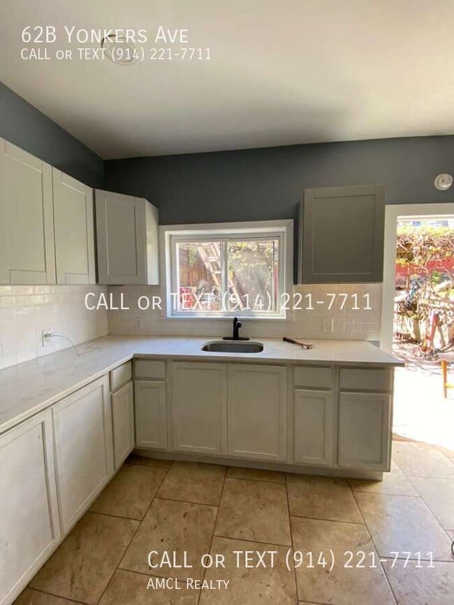 Building Photo - 62B Yonkers Ave