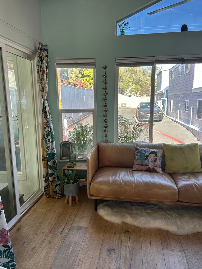 Foto del edificio - 1624 N Coast Highway 101 Hwy