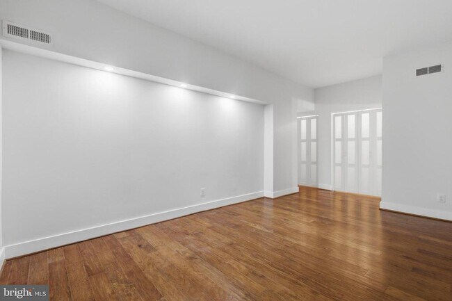 Foto del edificio - 2127 California St NW