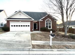 Foto principal - 702 Wickham Dr