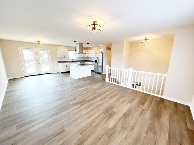 Foto del edificio - 3211 Wedgewood Dr