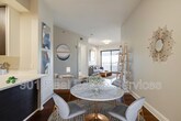 Foto principal - 717 Riverside Dr