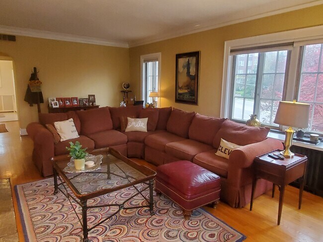 Foto del edificio - 2217 Madison Rd