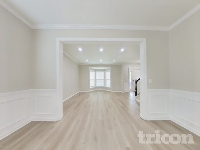 Foto del edificio - 3751 Lanier Dr