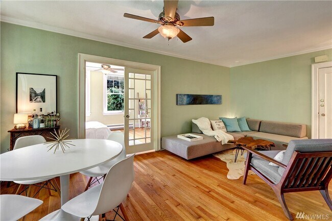 living room view into bedroom - 1508 10th Ave E