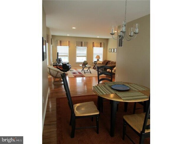 Foto del edificio - 167 Lexington Pl