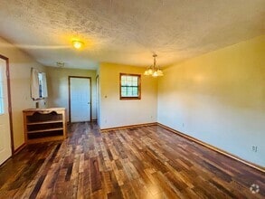 Building Photo - 160 Cotton Grove Rd
