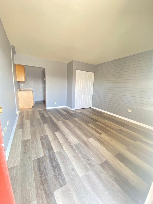 Foto principal - 111 N Summit St