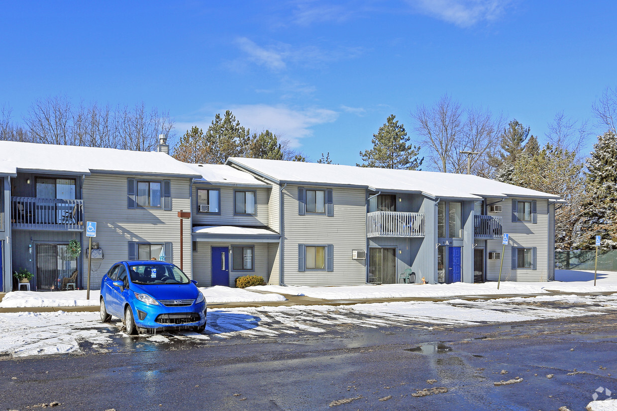 Building Photo - Clairewood Apartments