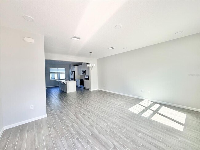 Foto del edificio - 15481 Bay Brg St