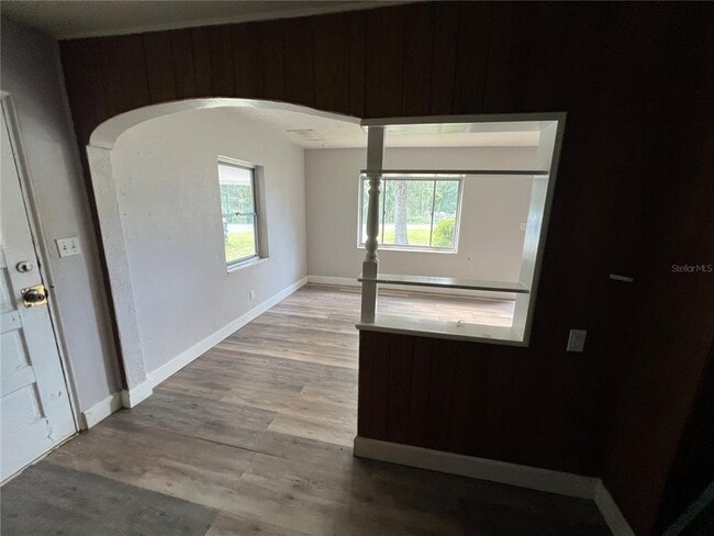 Building Photo - 240 Deerfoot Rd