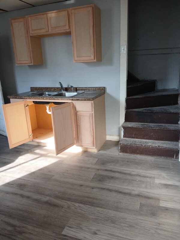 Foto del edificio - 5445 Robin Ave