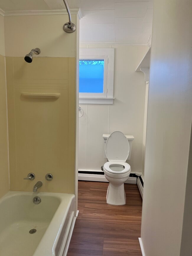 Foto del edificio - 513 S Albany St