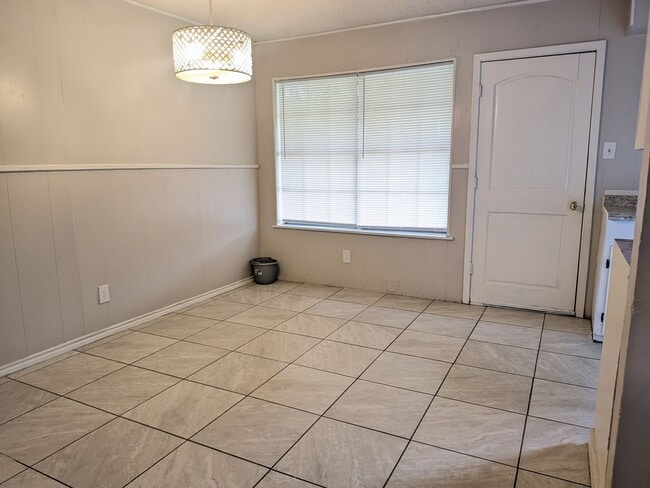 Building Photo - Updated home in Nash