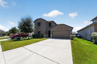 Building Photo - 2130 Silver Maple