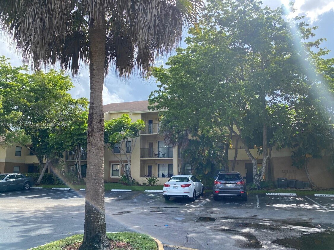 9999 Summerbreeze Dr Unit 803, Sunrise, FL 33322 Condo for Rent in