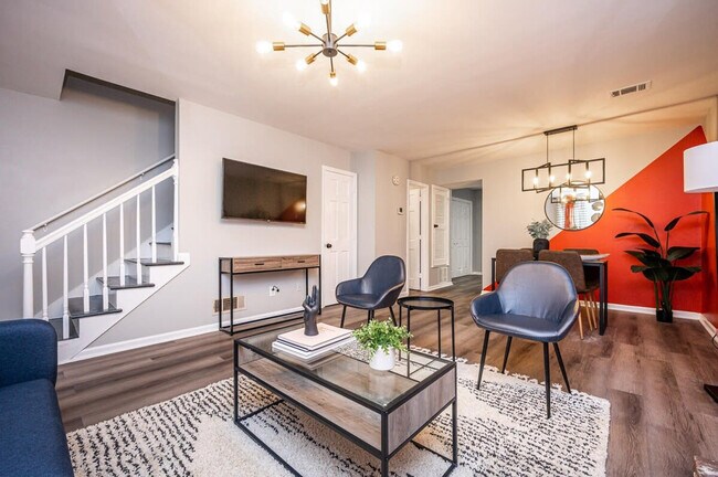 Foto del edificio - 1277 Sweet Pine Dr