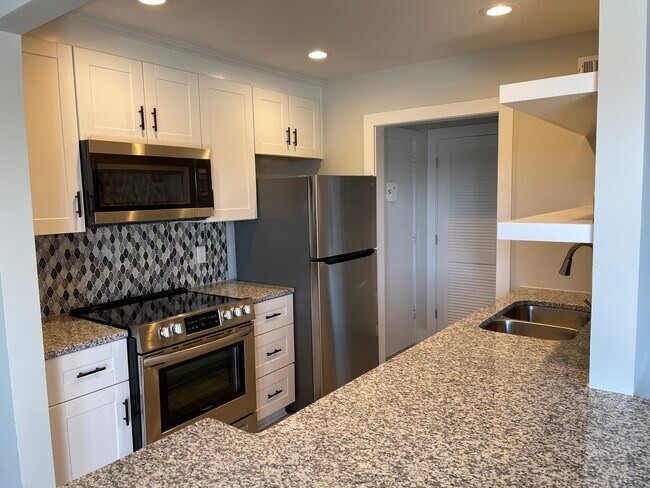 Foto del edificio - 515 Basswood Ave