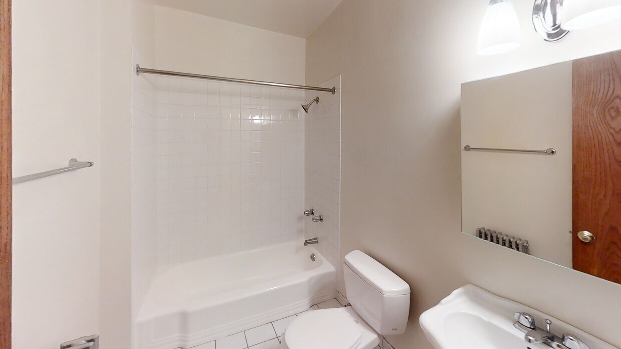 Foto del edificio - 3200-3208 W Lawrence Ave