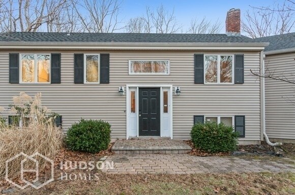 Building Photo - 88 Maple Vale Dr