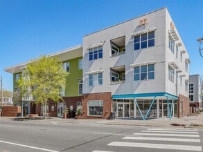 Building Photo - 506 N Mangum St