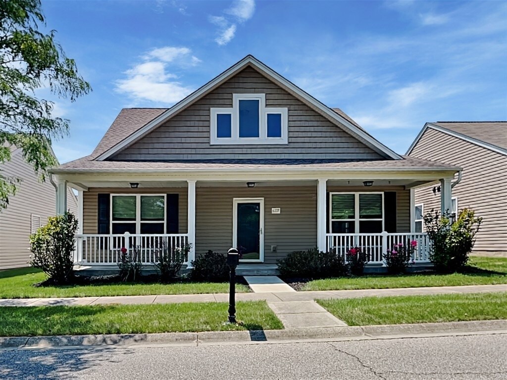 Primary Photo - 4207 N Yorkshire Square