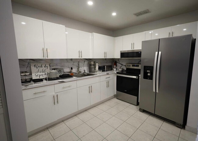 Foto del edificio - 4306 SW 131st Ave