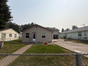 Building Photo - 2410 Englewood Ave