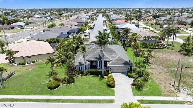 Building Photo - 4009 Chiquita Blvd S