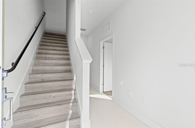 Foto del edificio - 4810 W McElroy Ave