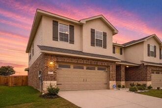 Building Photo - 18517 Cremello Dr