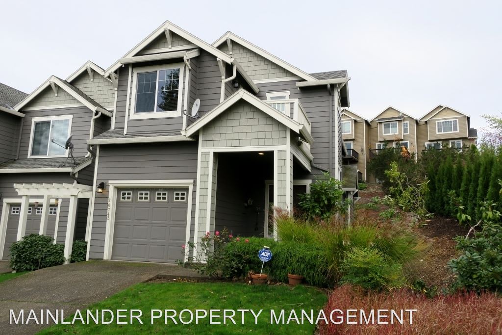 Foto principal - 20342 Hoodview Ave