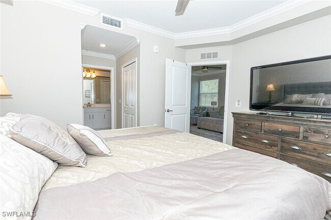 Building Photo - 6058 National Blvd