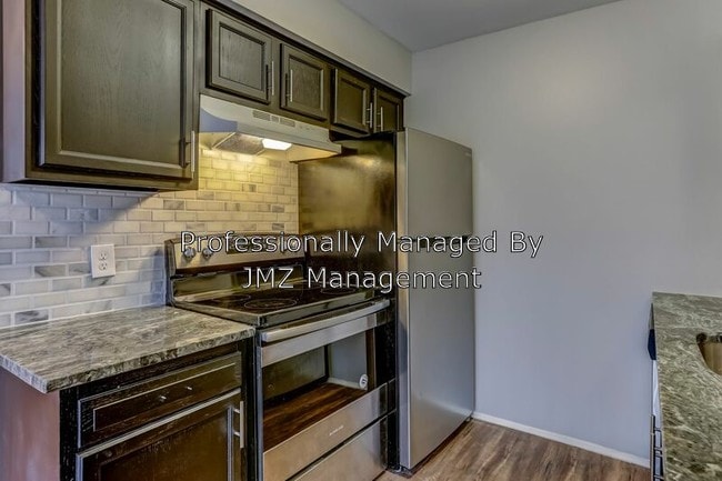 Building Photo - 2177 Decker Rd
