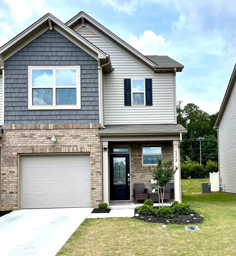Foto principal - 5312 Orchid Bloom Dr