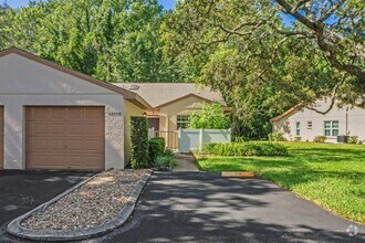 Building Photo - 13118 Cypress Hill Dr