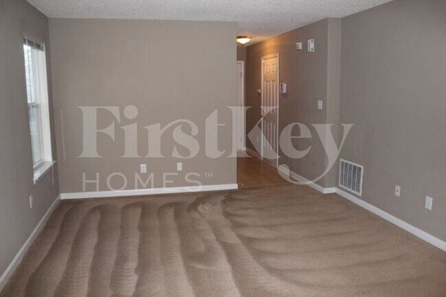 Foto del edificio - 4106 Candy Apple Blvd