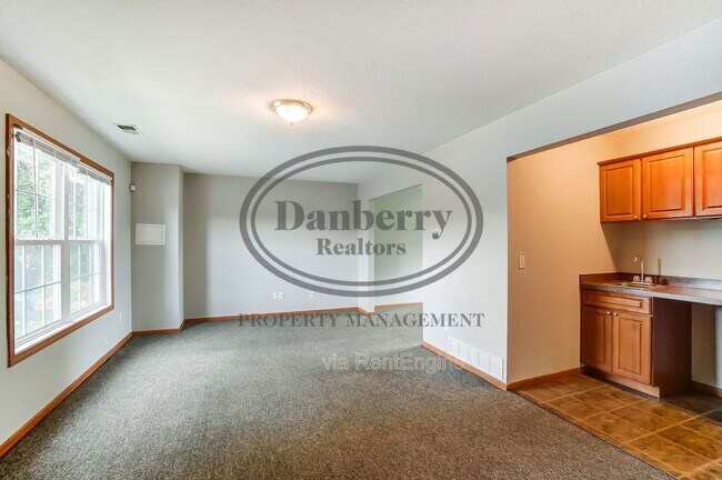 Foto del edificio - 1103 N Byrne Rd