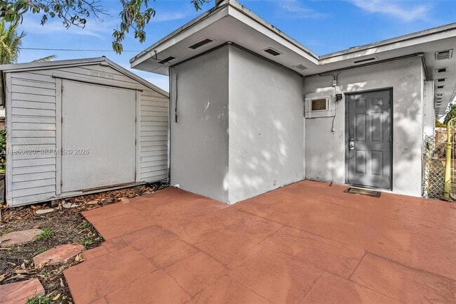 Foto del edificio - 930 N 16th Ave