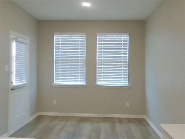 Building Photo - 256 Jenkinson Dr