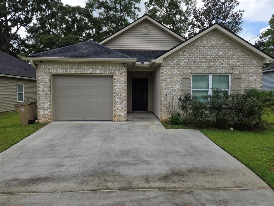 1056 Pinemont Dr