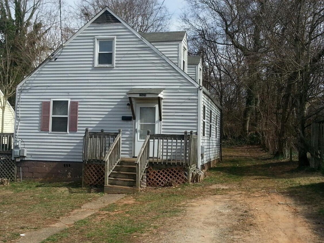 Primary Photo - 1828 Maryland Ave