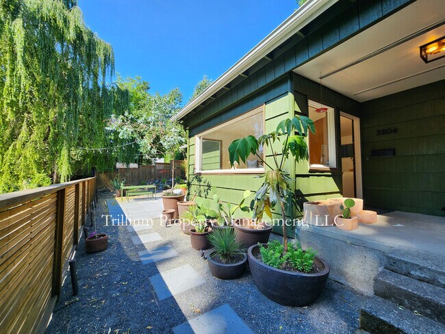 Foto del edificio - 3206 SW 13th Ave