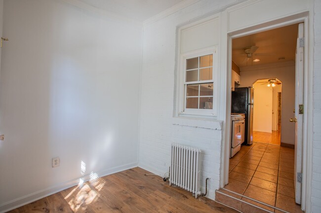 Foto del edificio - 1811 18th St SE