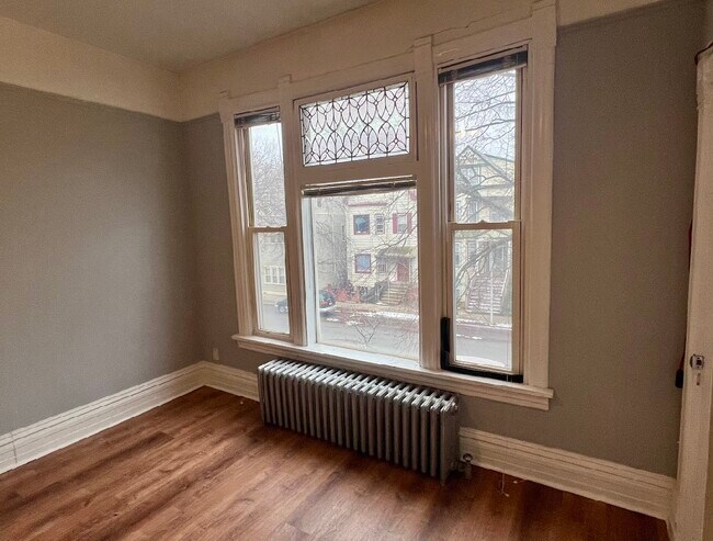 Building Photo - 1508 W Henderson St