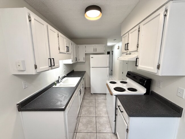 Foto del edificio - 9345 Chisholm Rd