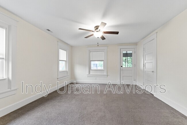 Building Photo - 1306 Woodlawn Ave