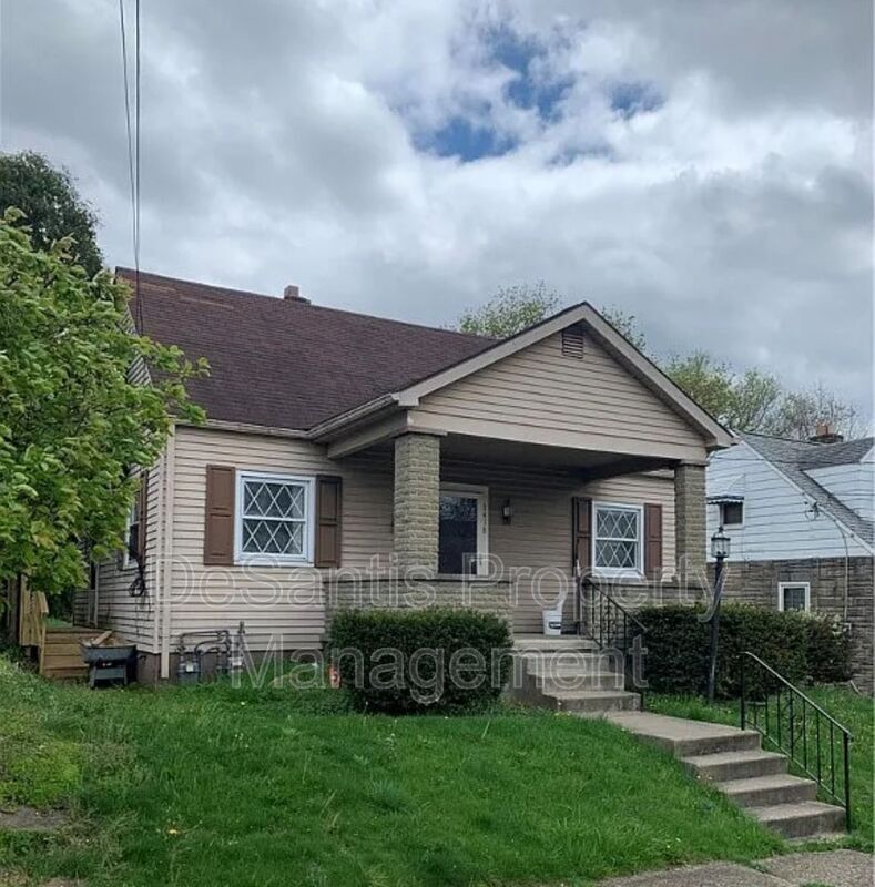 Primary Photo - 3416 College Ave